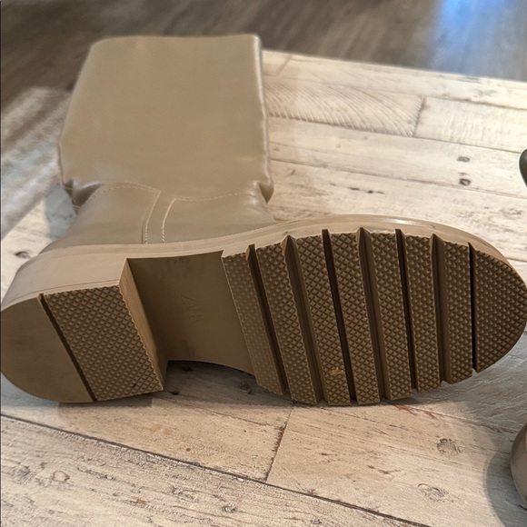 Zara Beige Chunky Knee High Leather Boots Size 6.5/37 Cabincore Cozy Minimalist - Picture 8 of 12